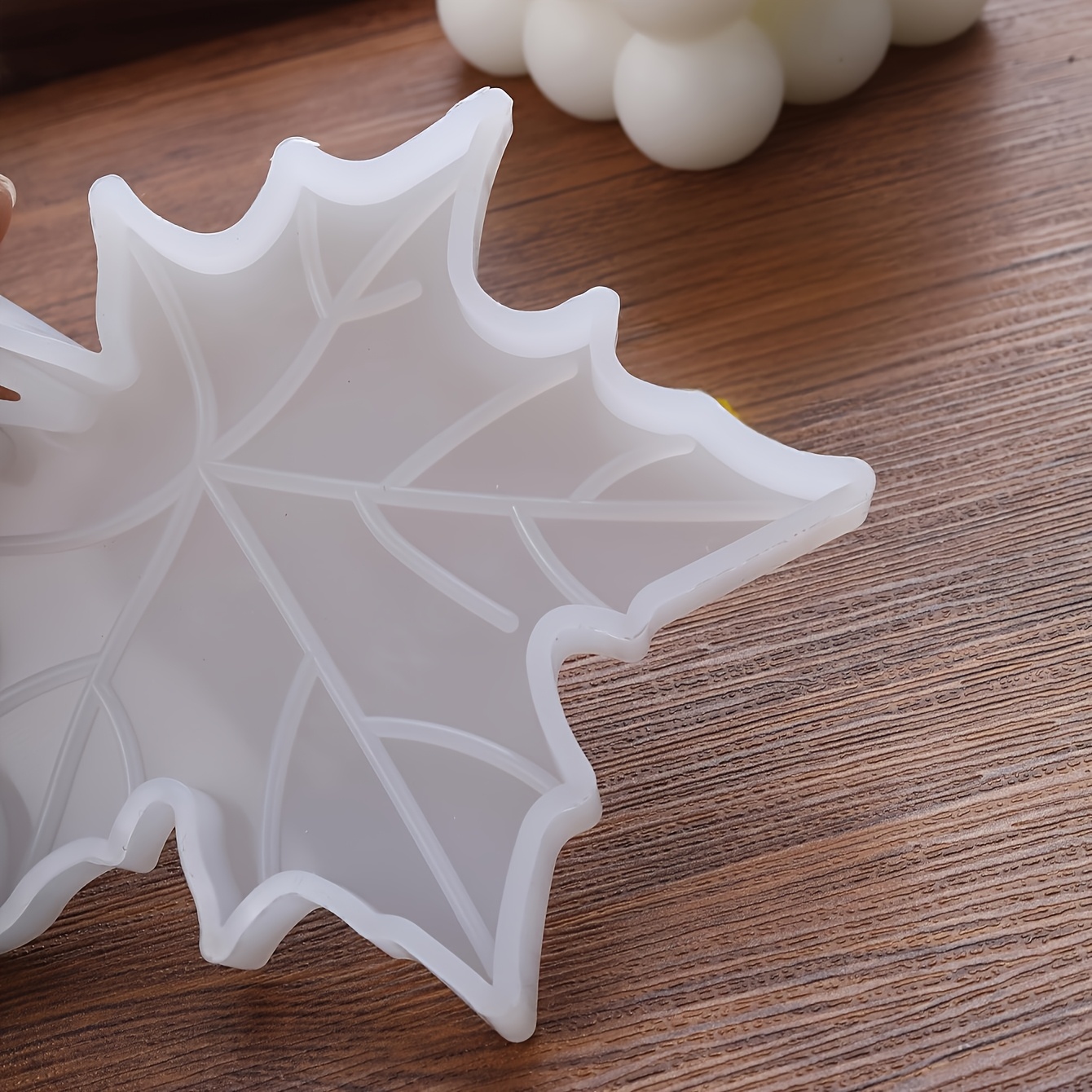 1PC Maple Leaf shaped Silicone - Candle Molds ulasan dan harga